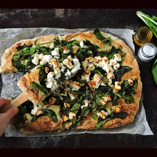 Spinach pizza.